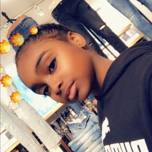 Meet your Posher, Angel